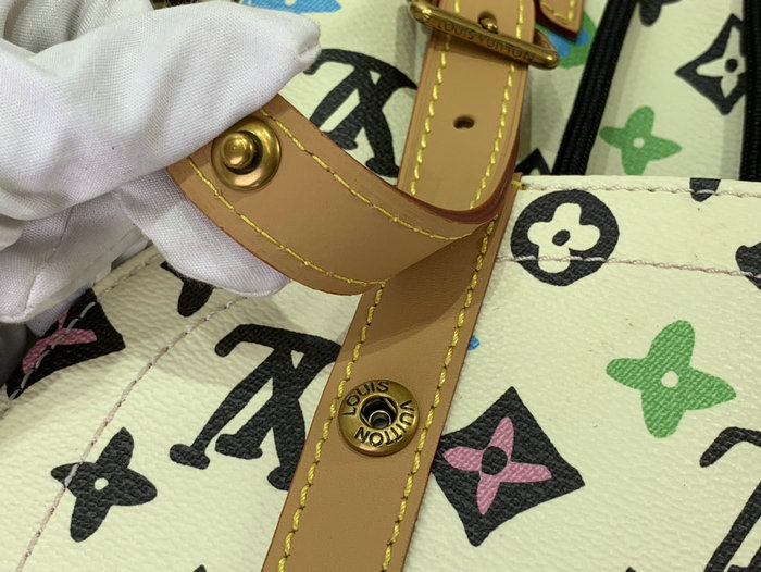 Louis Vuitton Christopher MM White M25240