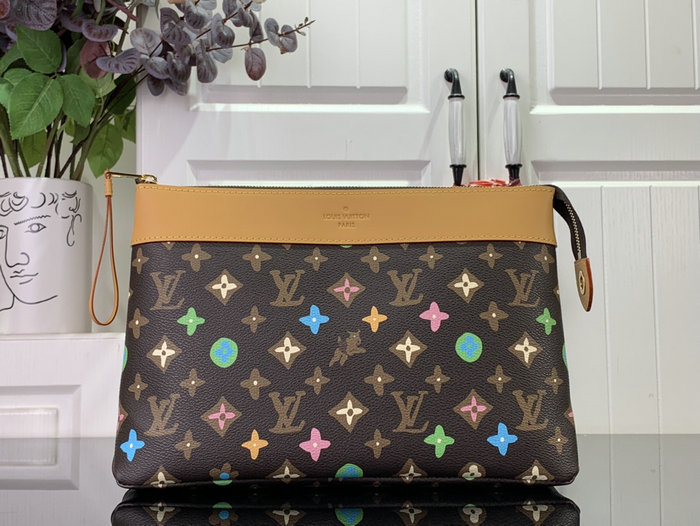 Louis Vuitton Pochette Voyage Souple M83568