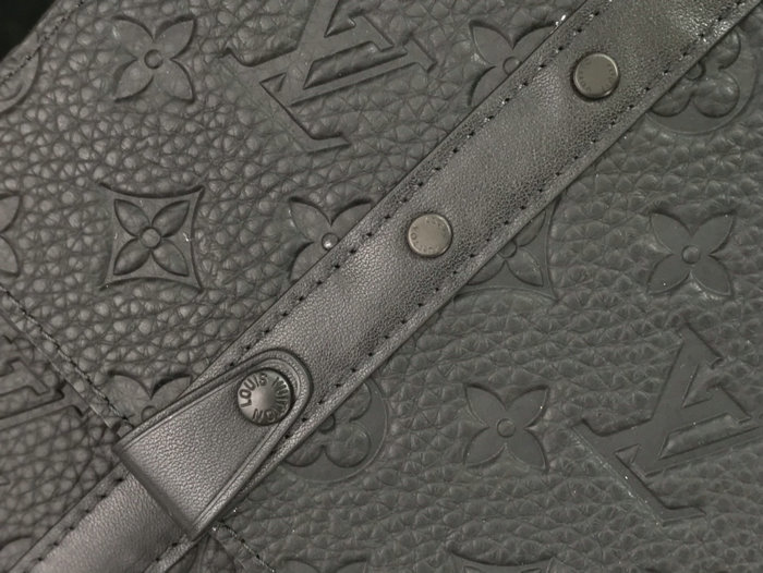 Louis Vuitton Trunk Messenger M57726