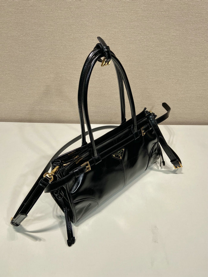 Prada Medium leather handbag 1BA426