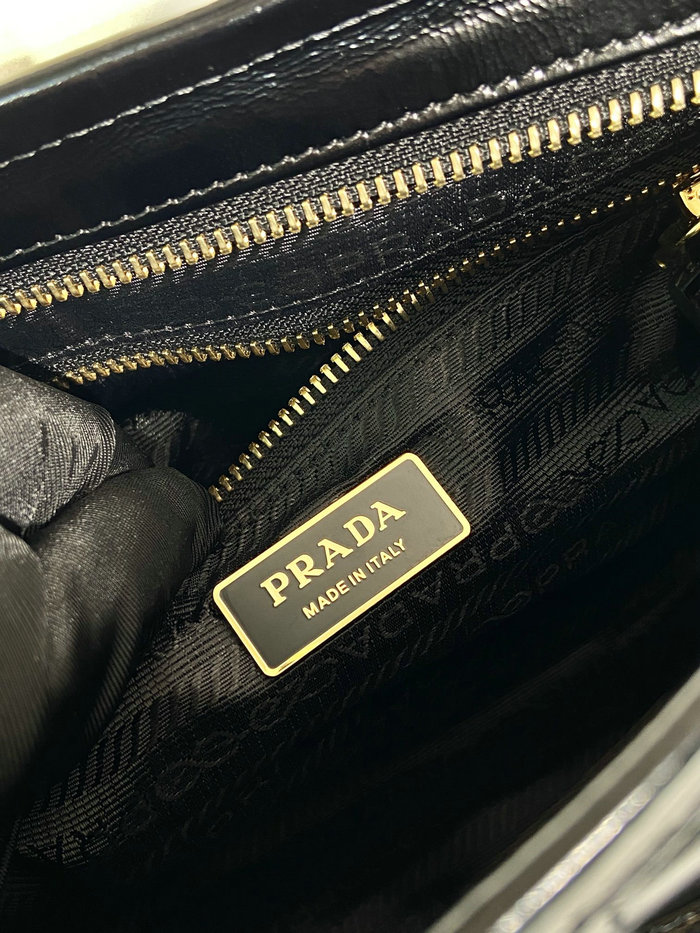 Prada Medium leather handbag 1BA426