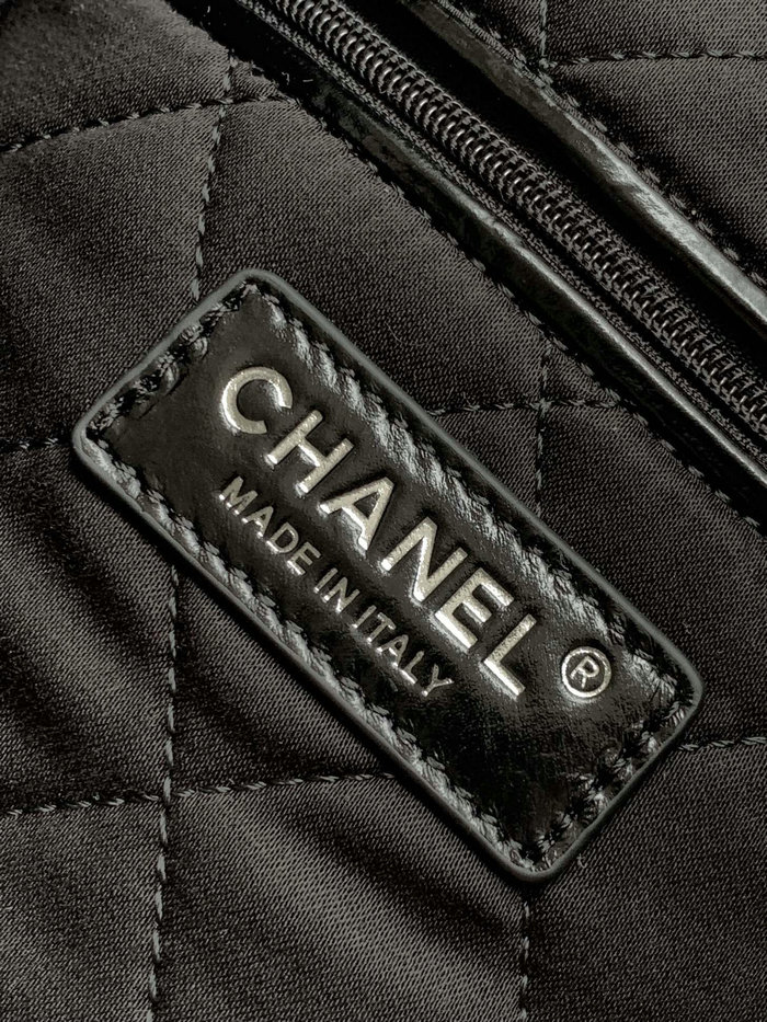 Chanel 22 Handbag Black AS3261