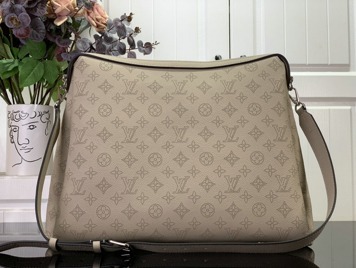 Louis Vuitton Hand It All MM Grey M24132