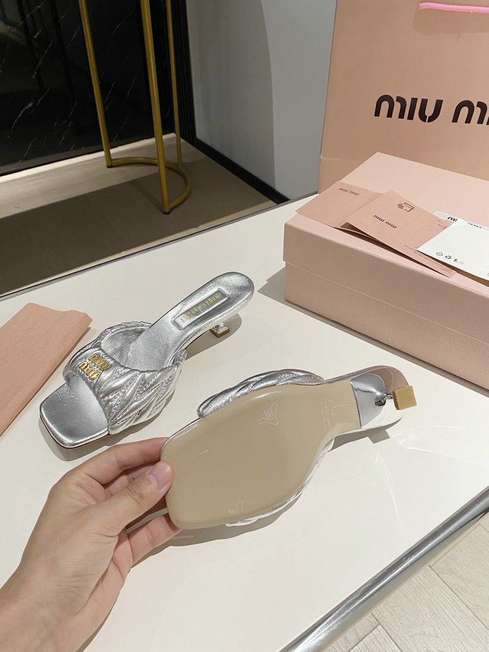 Miu Miu Sandals MSM040102