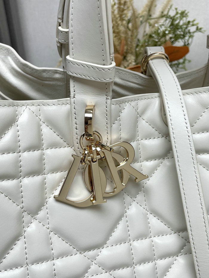 Large Dior Toujours Bag White M3319