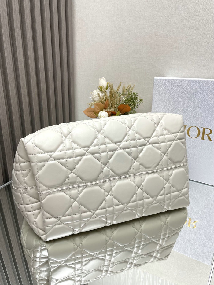 Large Dior Toujours Bag White M3319