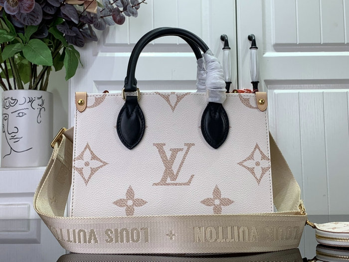 Louis Vuitton OntheGo PM M45039