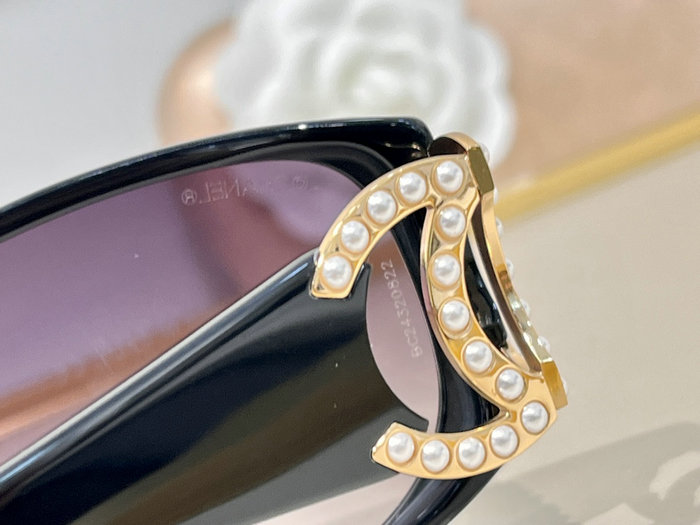 Chanel Sunglasses MGC041903