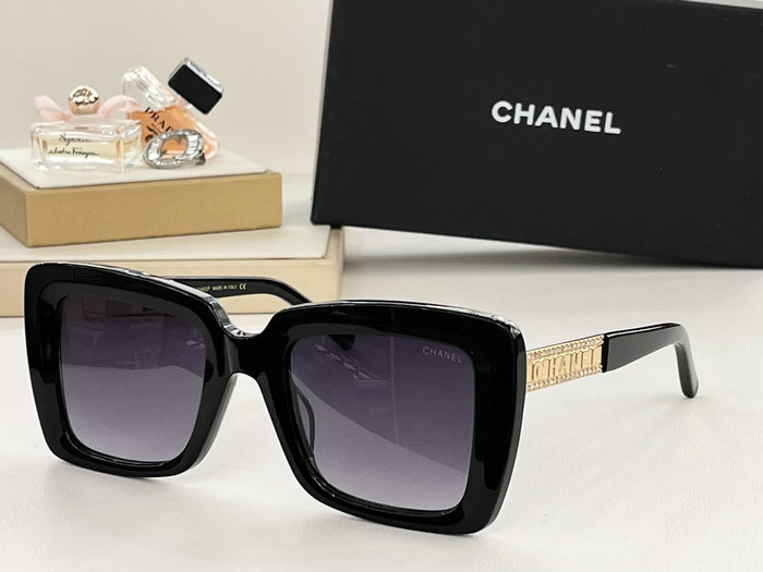 Chanel Sunglasses MGC041911