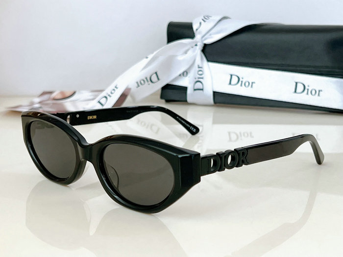 Dior Sunglasses MGD041901