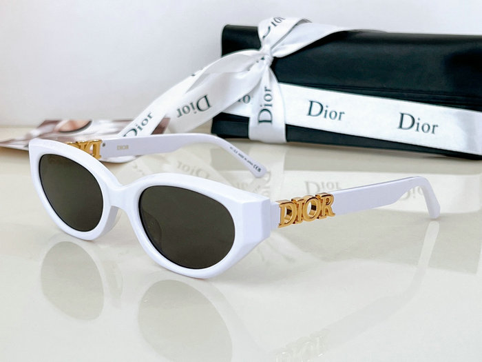 Dior Sunglasses MGD041901