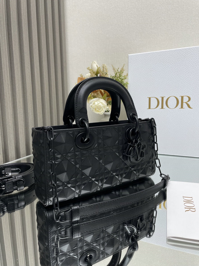 Small Dior Or Lady D-joy Bag Black DM0613