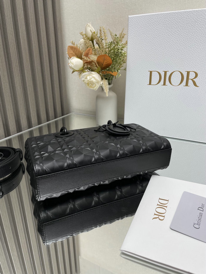 Small Dior Or Lady D-joy Bag Black DM0613