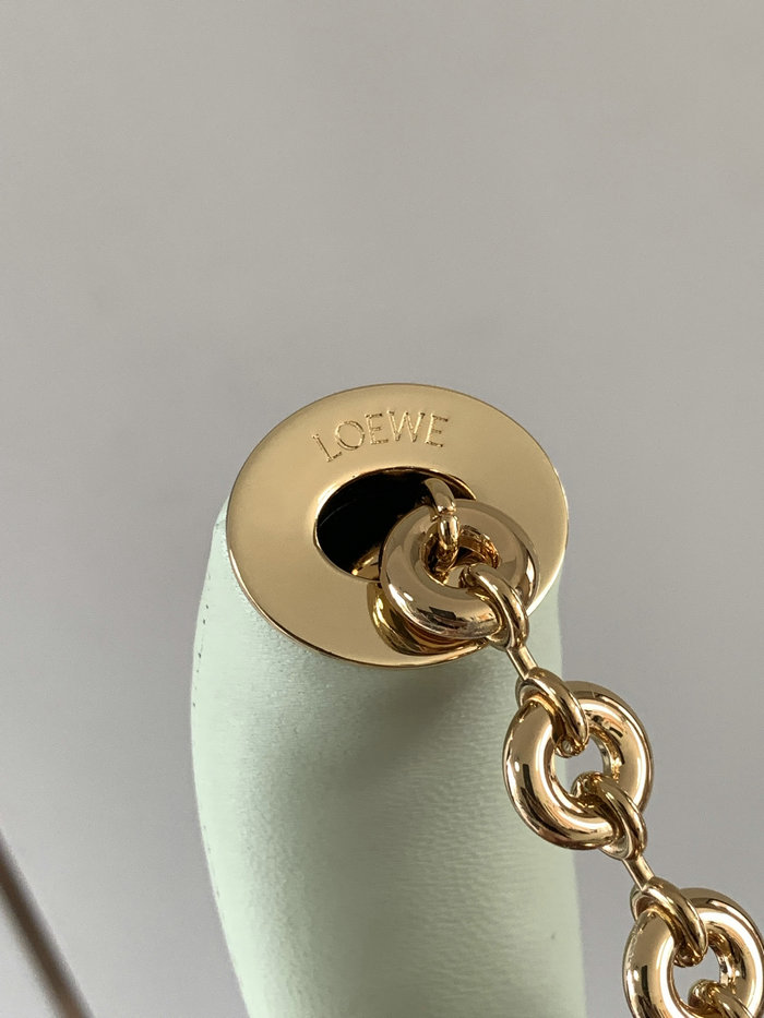 Loewe Small Squeeze bag Spring Jade 652329