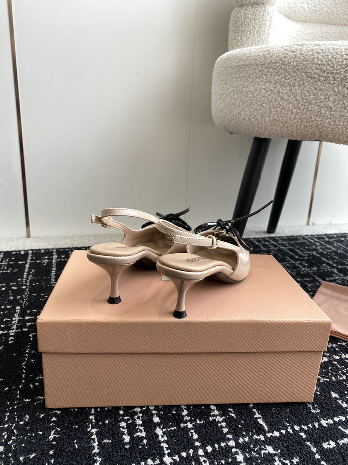 Miu Miu Pumps MSM042602