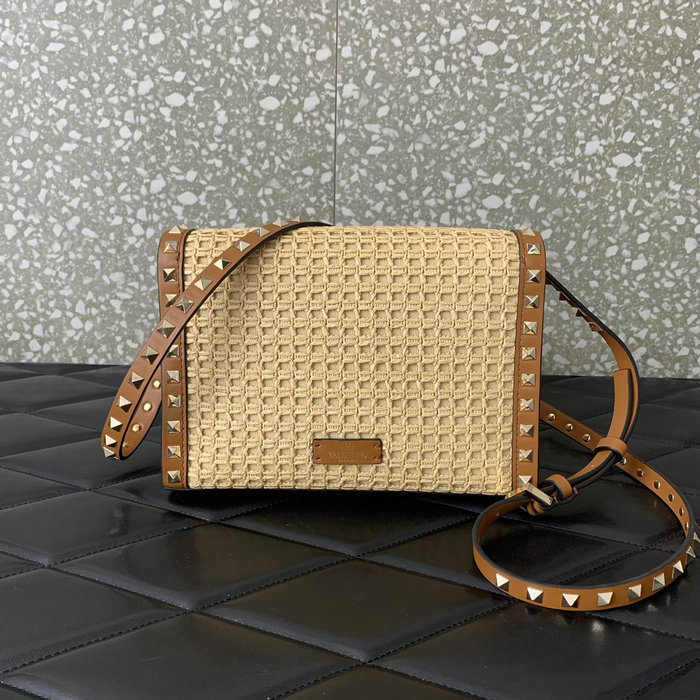 Valentino Rockstud Small Raffia Shoulder Bag V03221