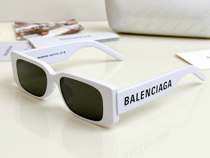 Balenciaga Sunglasses MGB051502