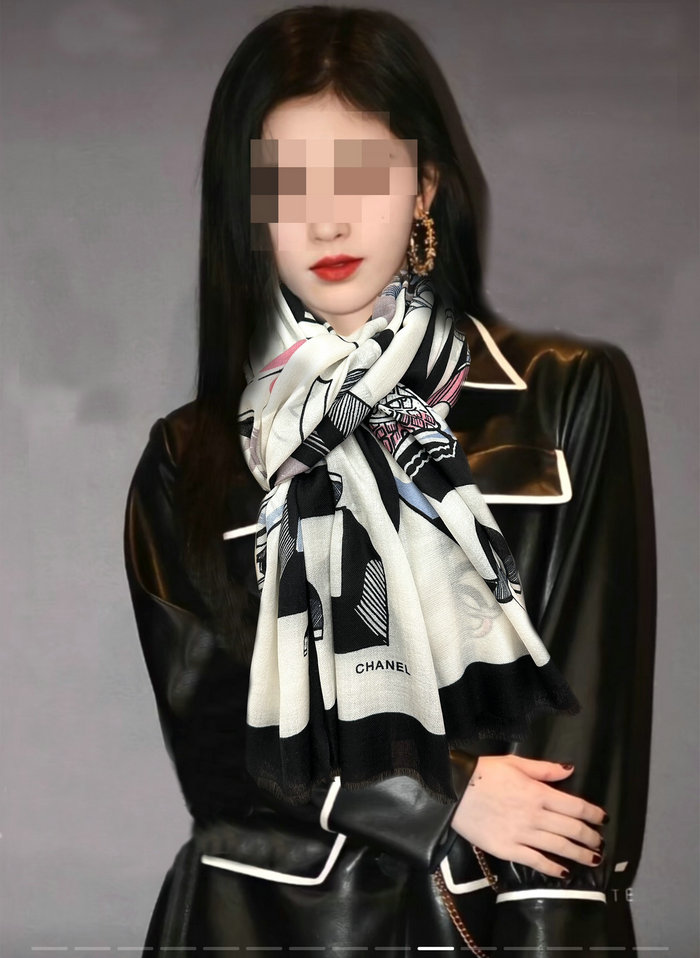 Chanel Scarf DPCS051158