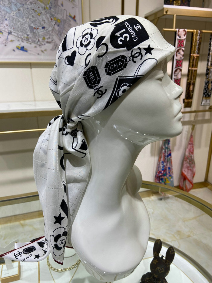 Chanel Scarf DPCS051170