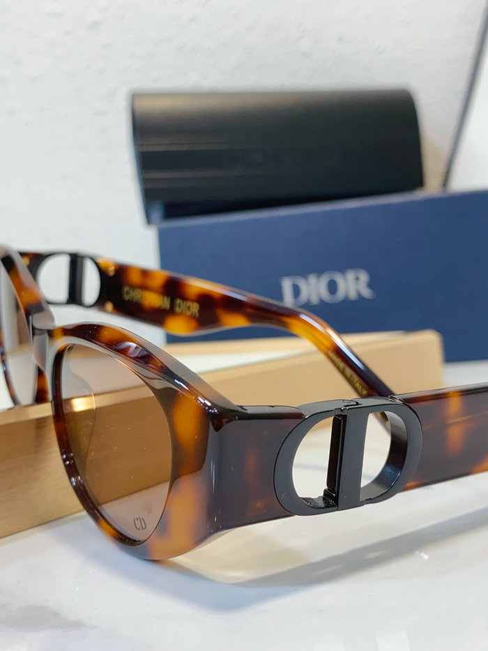 Dior Sunglasses MGD051505