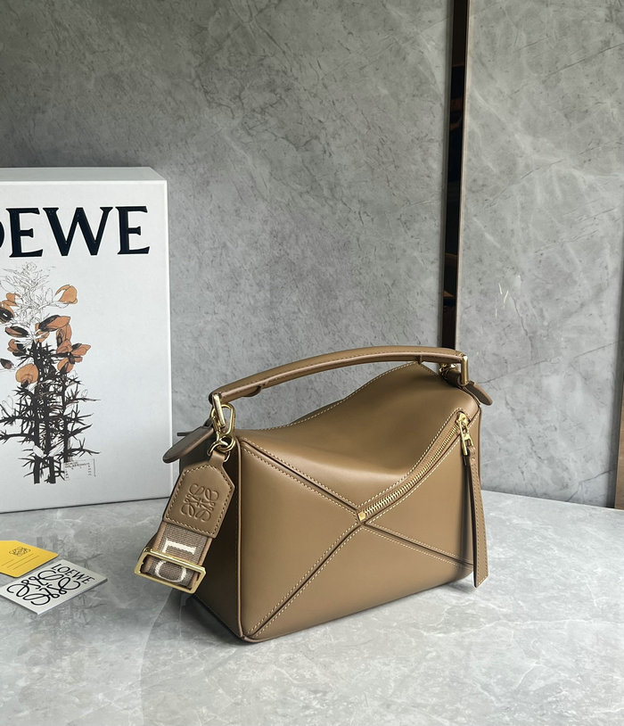 Loewe Small Puzzle Bag Brown L051702