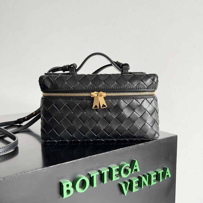 Bottega Veneta Bang Bang Vanity Case B789109 Black with Gold