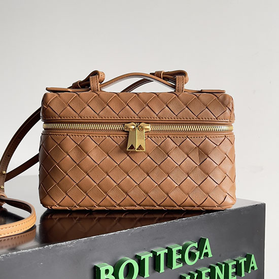 Bottega Veneta Bang Bang Vanity Case B789109 Brown