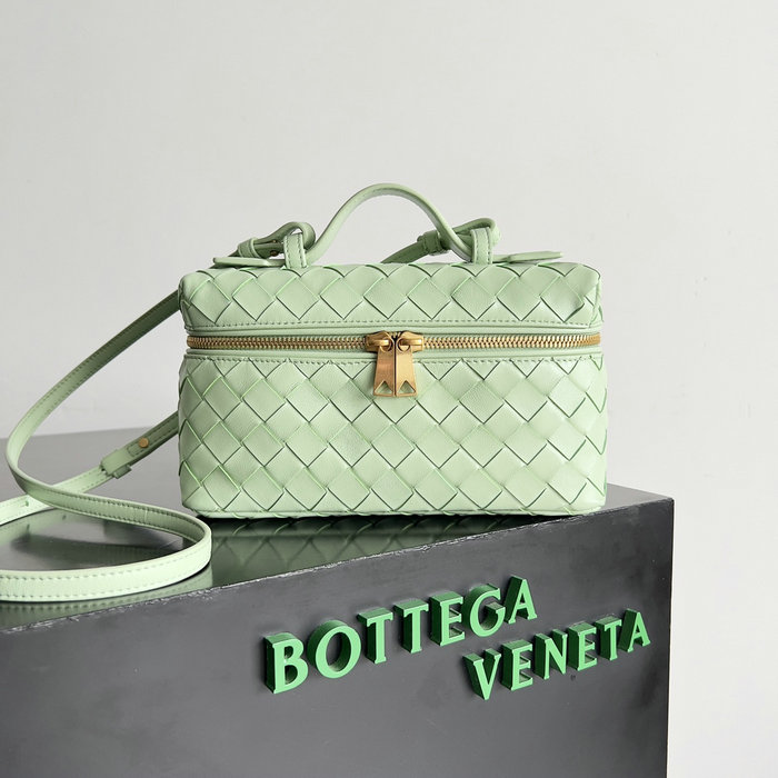 Bottega Veneta Bang Bang Vanity Case B789109 Fresh mint