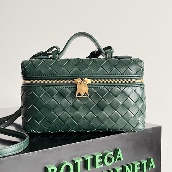 Bottega Veneta Bang Bang Vanity Case B789109 Green