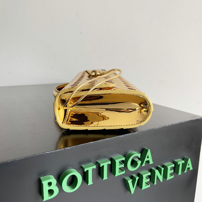 Bottega Veneta Long Clutch Andiamo 741511 Gold