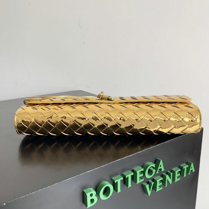 Bottega Veneta Long Clutch Andiamo 741511 Gold