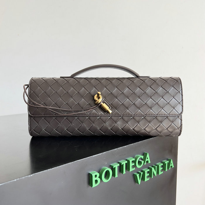 Bottega Veneta Long Clutch Andiamo 741511 coffee