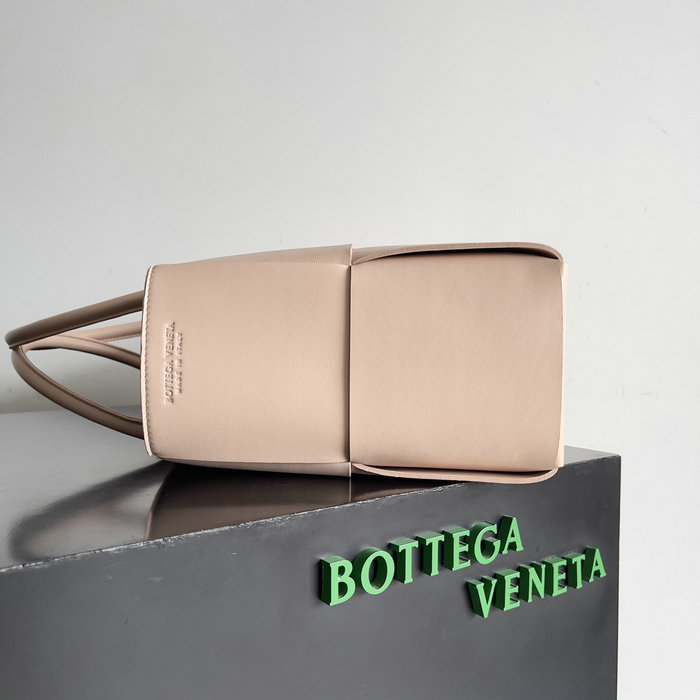 Bottega Veneta Medium Arco Tote Bag Pink B609175