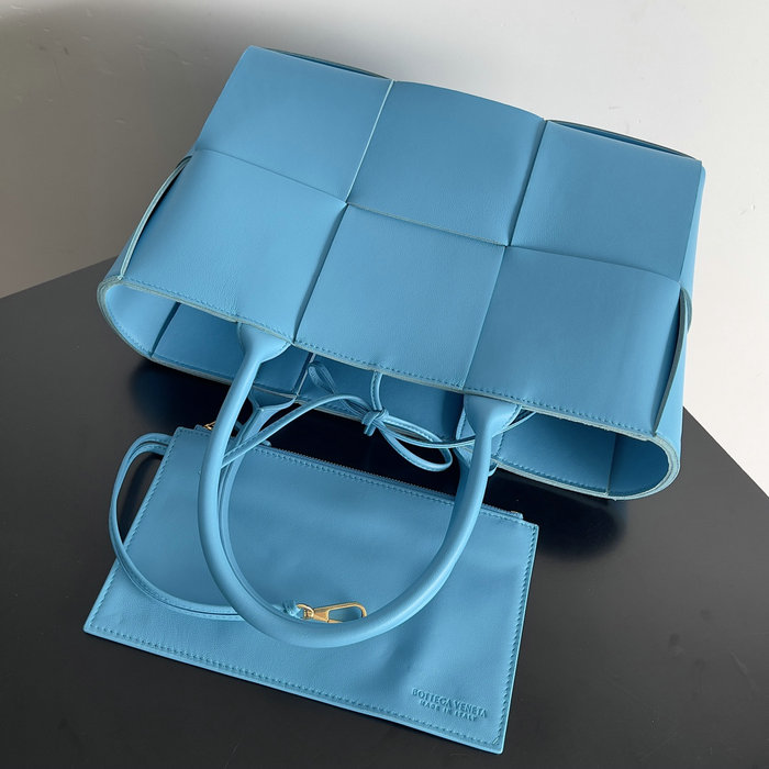 Bottega Veneta Small Arco Tote Bag Blue B652867