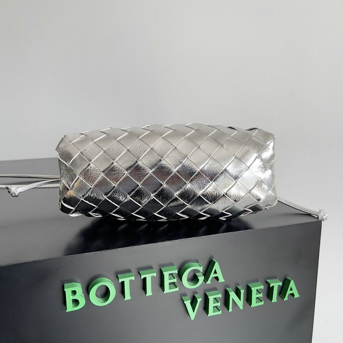 Bottega Veneta Woven Leather Small The Pouch B585851 Silver