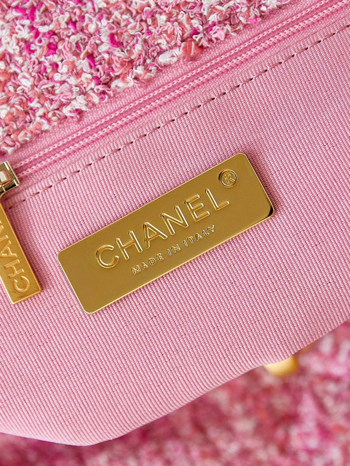 Chanel 19 Handbag Pink AS1160