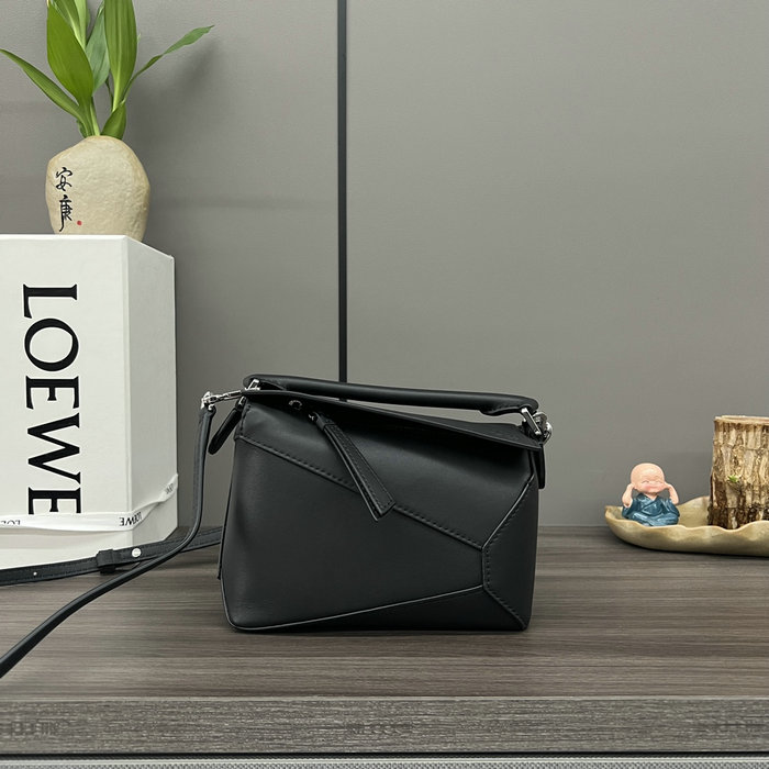 Loewe Classic Calfskin Mini Puzzle Bag L062312 Black