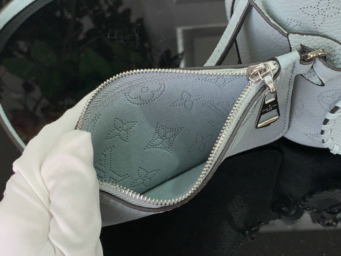 Louis Vuitton Blossom PM Light Blue M21909