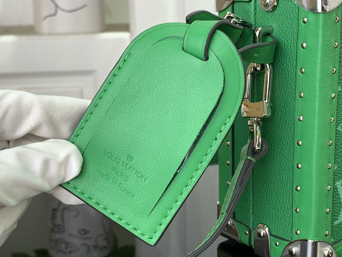 Louis Vuitton Clutch Box Green M11049