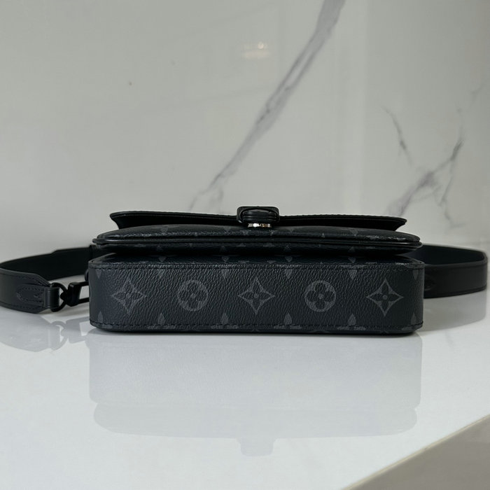 Louis Vuitton Montsouris Wearable Wallet M83567