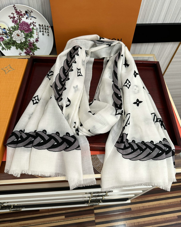 Louis Vuitton Scarf DPLS51807