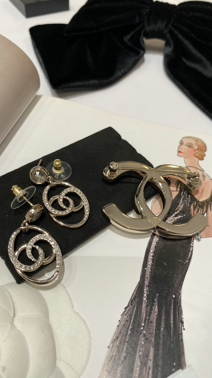 Chanel Earrings CE60302