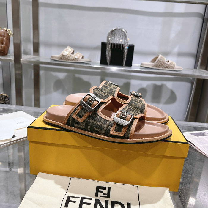 Fendi Sandals SFS60610