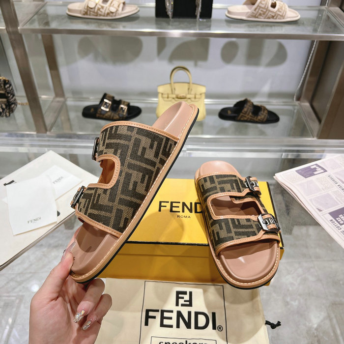 Fendi Sandals SFS60610