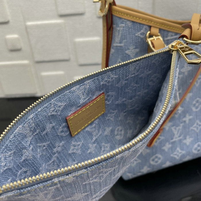 Louis Vuitton CarryAll PM M11462