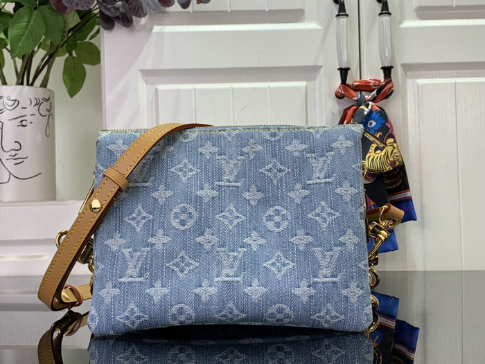 Louis Vuitton Coussin BB M11401