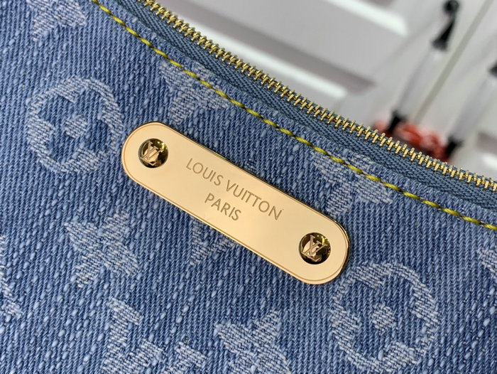 Louis Vuitton Liv Pochette M83532