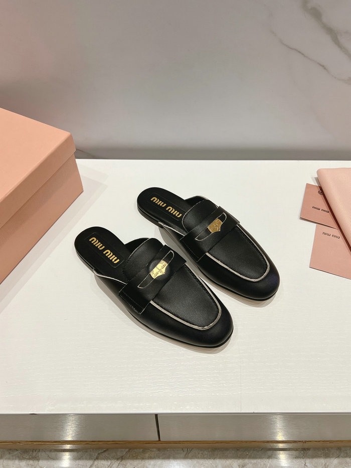 Miu Miu Slippers WSM53104