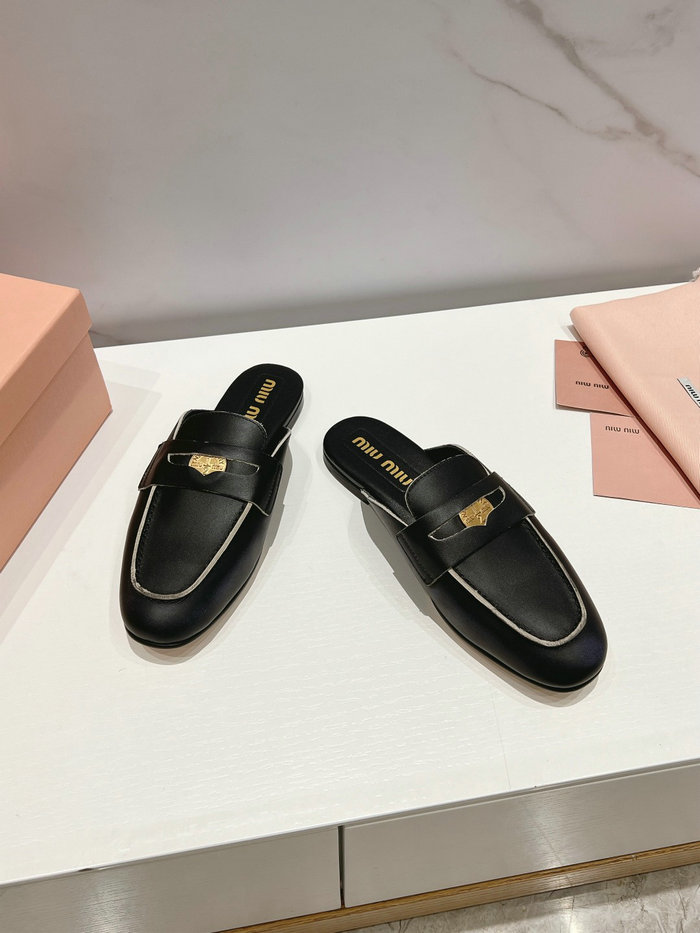 Miu Miu Slippers WSM53104