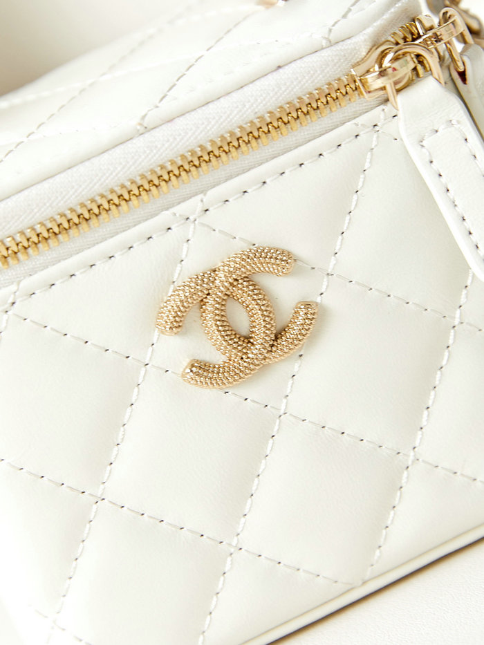 Chanel Mini Vanity Case AP3805 White